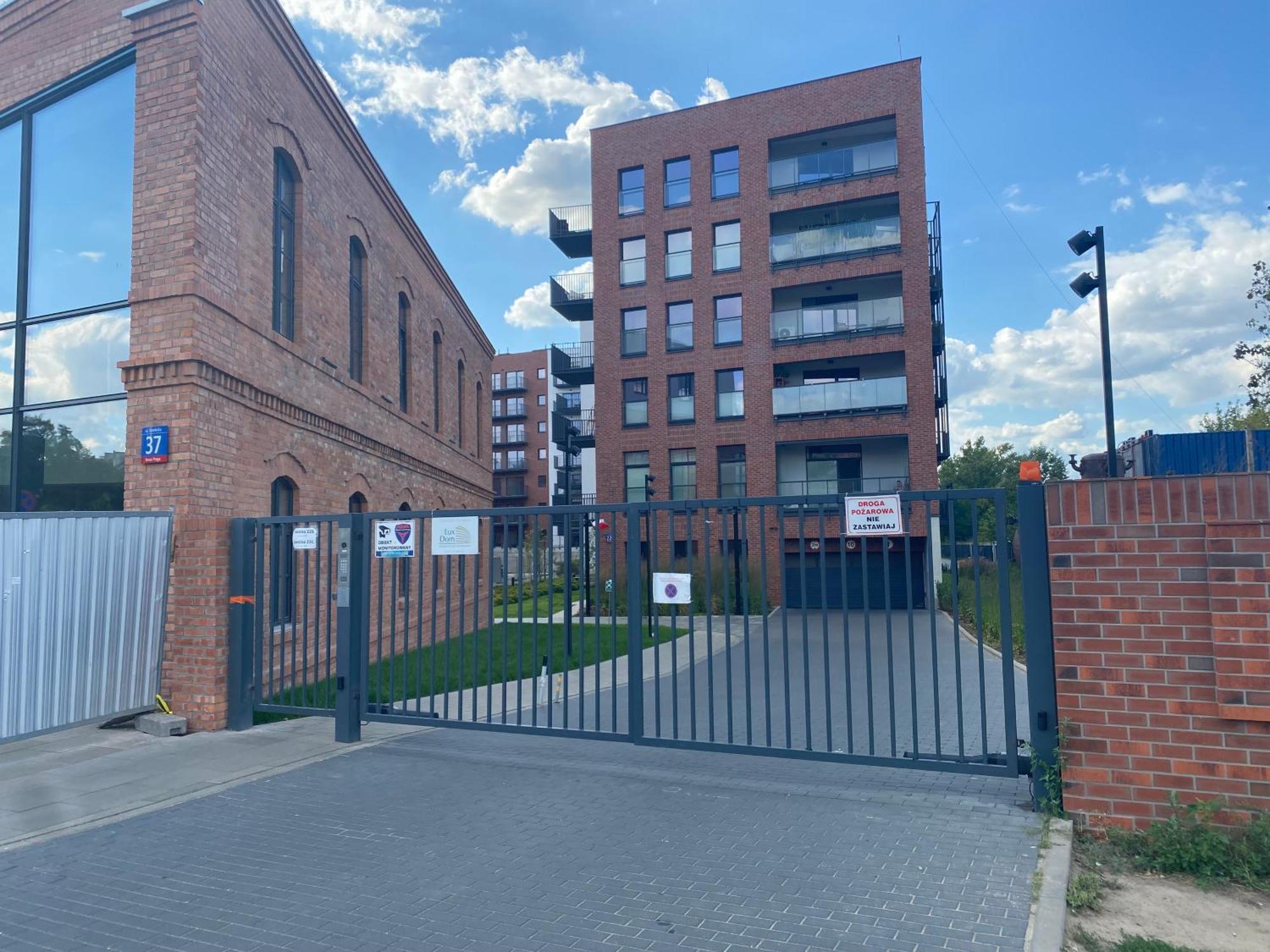 Metro Szwedzka Apartament Orange 바르샤바 외부 사진