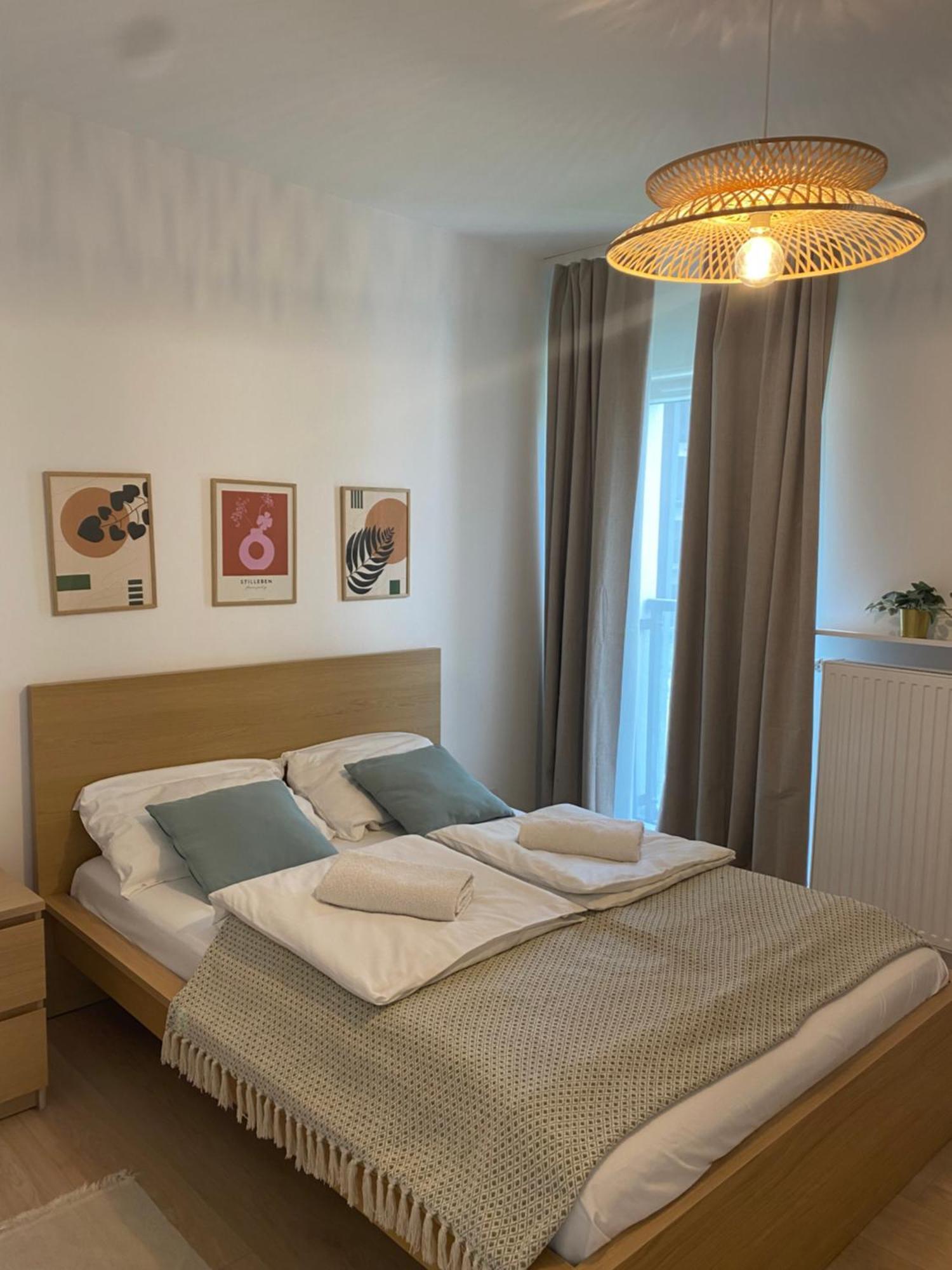 Metro Szwedzka Apartament Orange 바르샤바 외부 사진