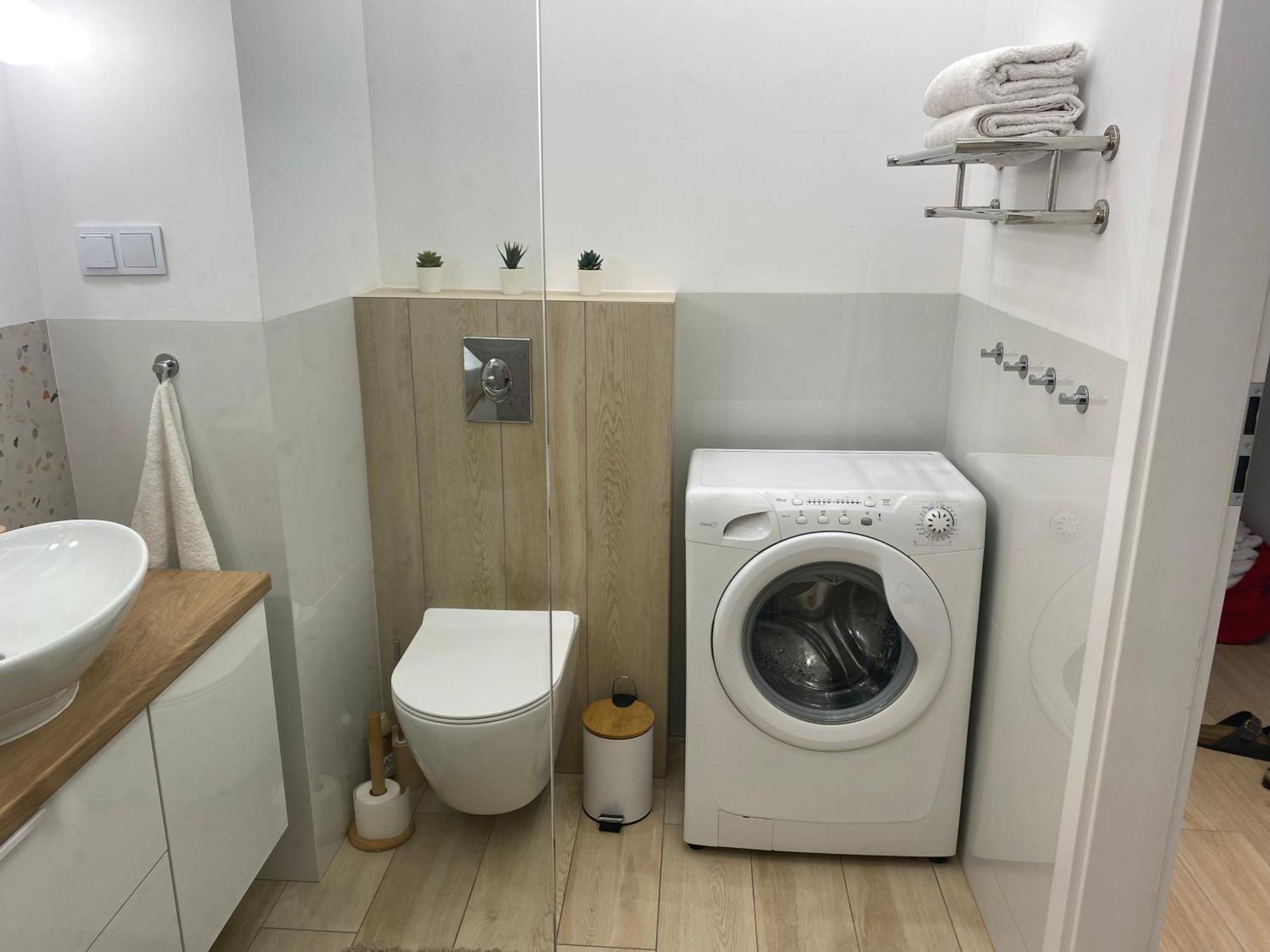 Metro Szwedzka Apartament Orange 바르샤바 외부 사진